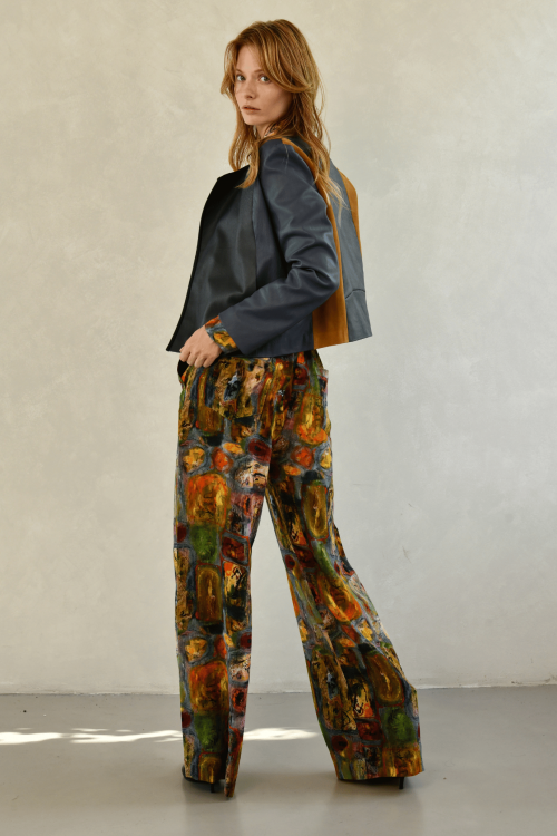 printed pants in silk 2